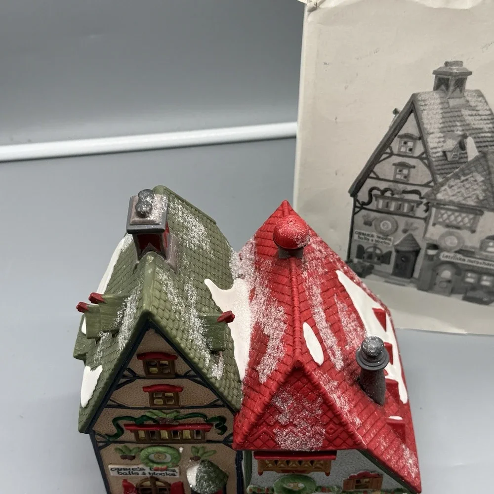 Dept 56 NORTH POLE Series Obbie's Books & Letrinka's Candy 56243